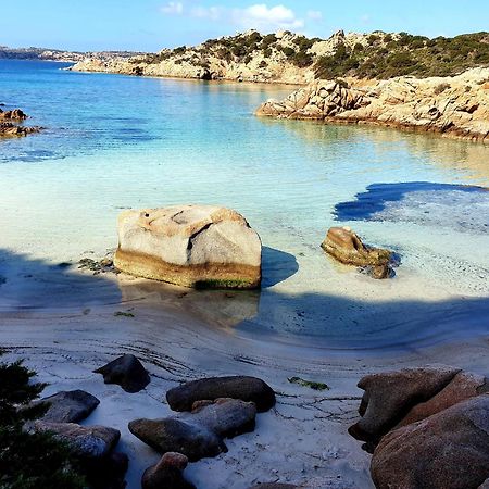 Appartamento Oltremare Vista Mare Ла-Маддалена Екстер'єр фото